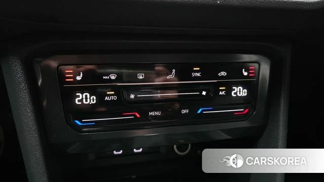 Volkswagen Tiguan second Generation 2021 Белый из Кореи, фото 6