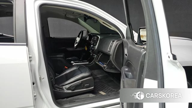 Chevrolet (GM Daewoo) Colorado 2020 Белый из Кореи, фото 6