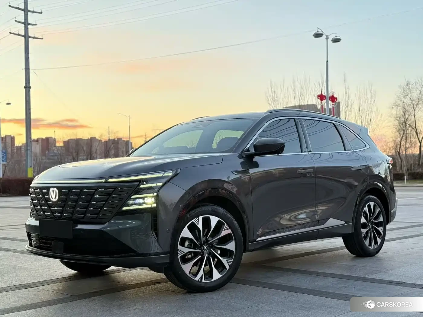Chang'an Changan CS75PLUS 2025 Silver/gray из Китая, фото 6