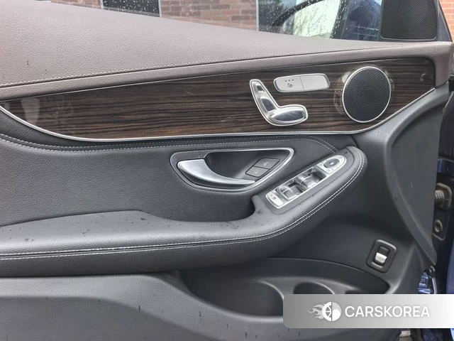 Mercedes-Benz GLC 2018 Синий из Китая, фото 6