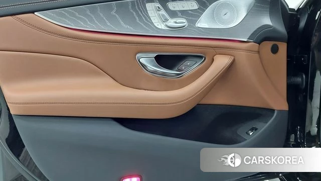 Mercedes-Benz AMG GT 2025 Черный из Кореи, фото 6