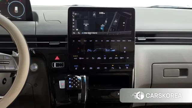 Hyundai Staria 2023 Белый из Кореи, фото 6