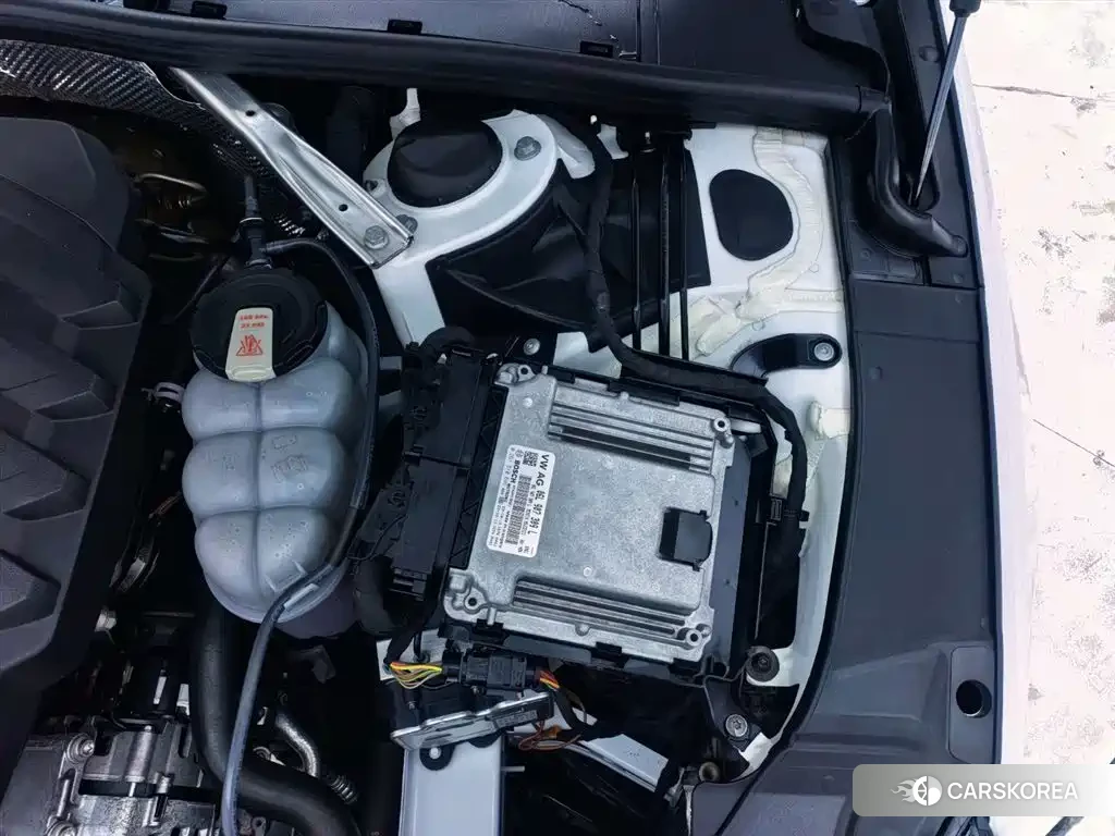 Audi A4L id 4601738 из Китая 7