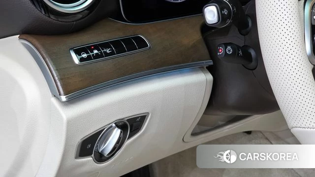 Mercedes-Benz E-Class W213 2019 Белый из Кореи, фото 6