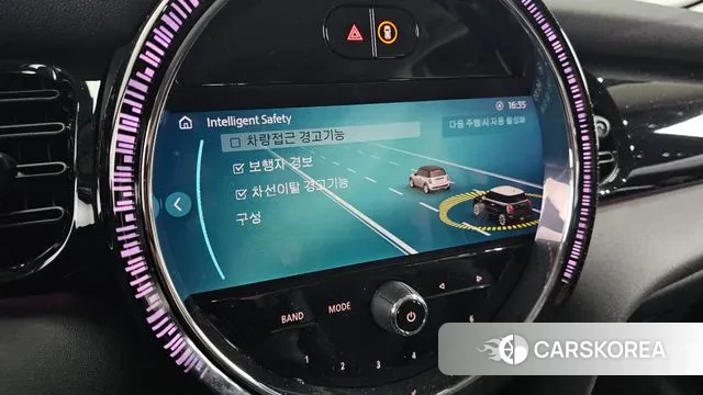 Mini Cooper 2022 Черный из Кореи, фото 6