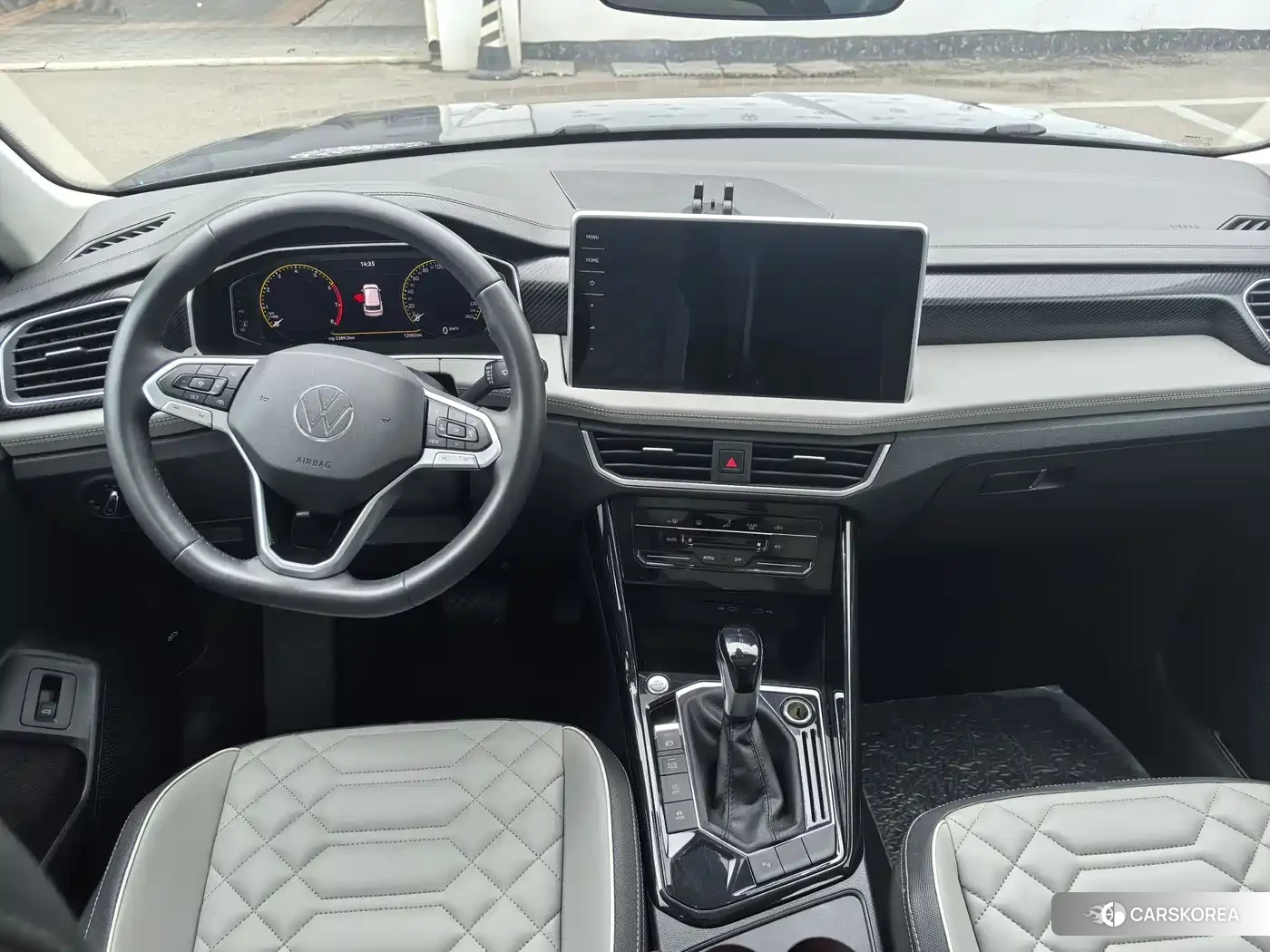 Volkswagen Tanyue 2024 Silver/gray из Китая, фото 6