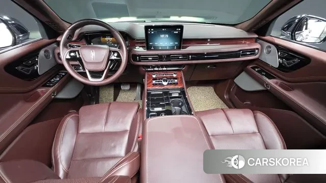 Lincoln Aviator 2nd generation 2022 Серый из Кореи, фото 6