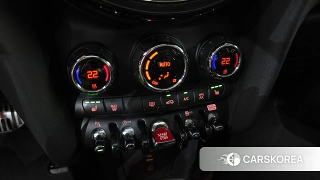 Mini Cooper 2023 Черный из Кореи, фото 6
