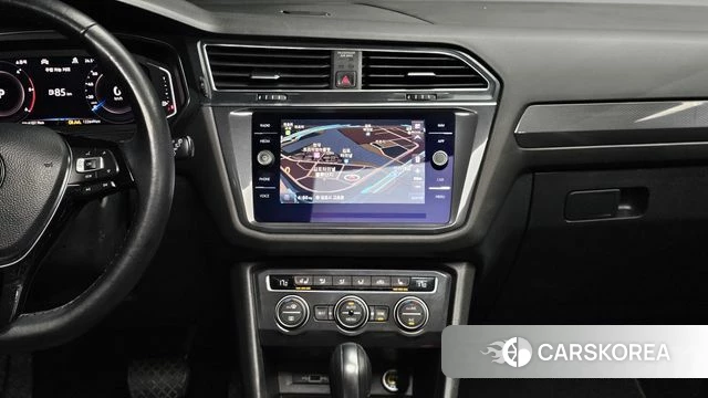 Volkswagen Tiguan Allspace 2020 Серебряный из Кореи, фото 6