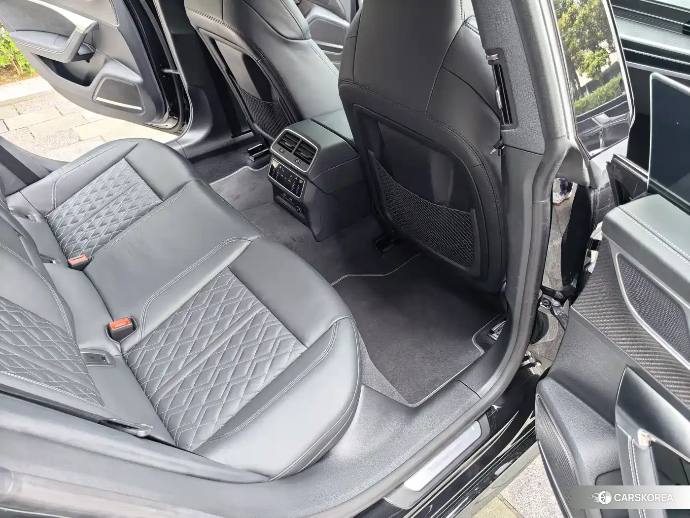 Audi A7 2024 Черный из Китая, фото 6