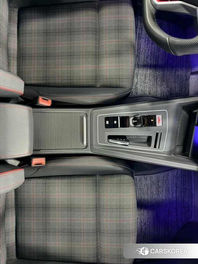 Volkswagen Golf GTI 2025 Черный из Китая, фото 6