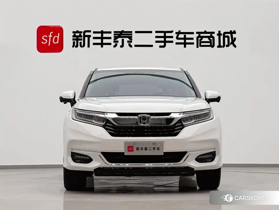 Honda Crown Road 2023 Белый из Китая, фото 6