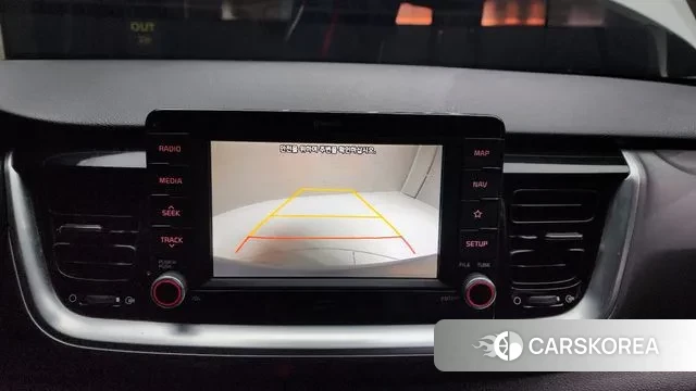 Kia Stonic 2018 Белый из Кореи, фото 6