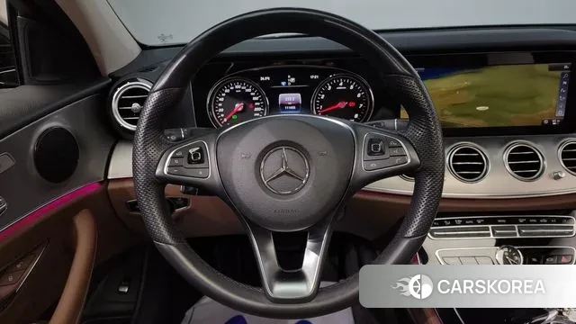 Mercedes-Benz E-Class W213 2018 Черный из Кореи, фото 6