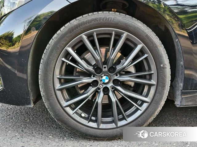 BMW 3 series 2024 Черный из Китая, фото 6