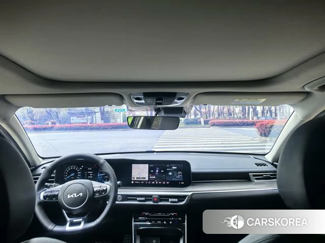Kia K5 2021 Черный из Китая, фото 6