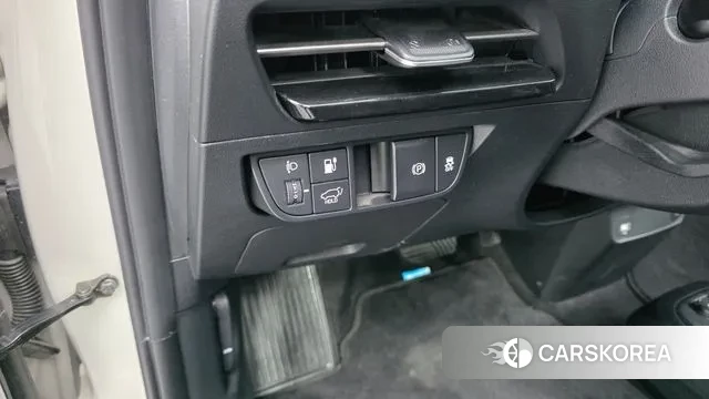 Kia EV6 2021 Жемчужный цвет из Кореи, фото 6