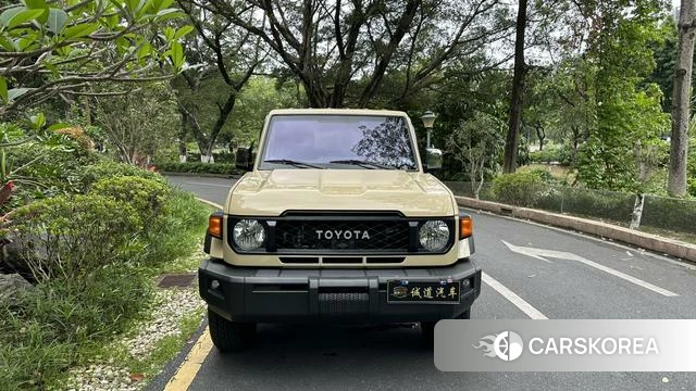 Toyota Land Cruiser 70 Series 2024 Желтый из Китая, фото 6