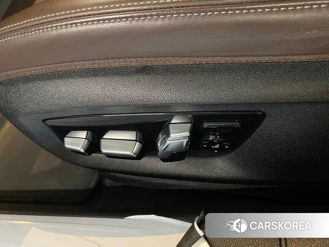 BMW 7 Series (G11) 2022 Черный из Кореи, фото 6