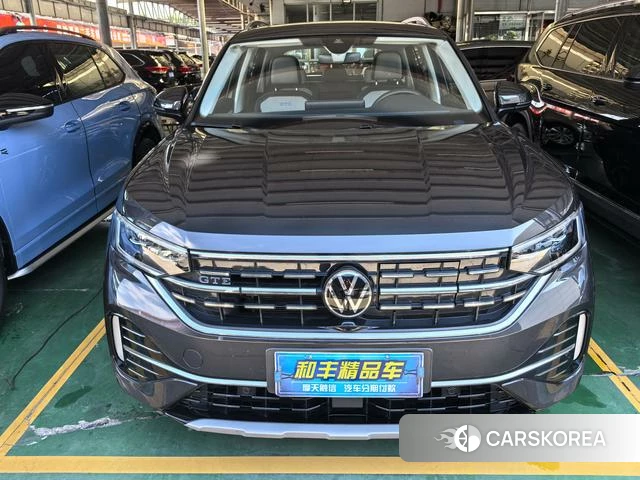 Volkswagen Tanyue GTE 2024 Темно-серый из Китая, фото 6