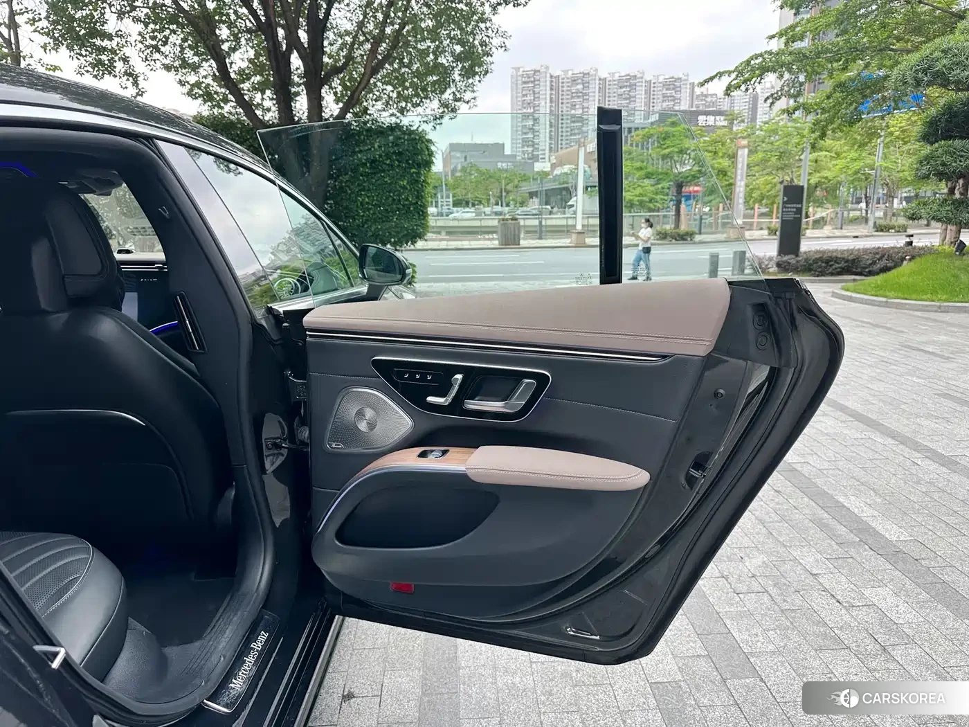 Mercedes-Benz EQS 2023 Черный из Китая, фото 6