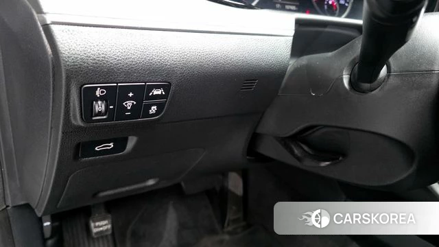 Kia K5 3rd generation 2022 Серебристо-серый из Кореи, фото 6