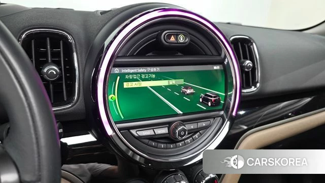 Mini Cooper Countryman 2019 Красный из Кореи, фото 6