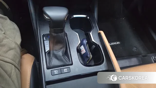 Lexus ES300h 7th generation 2022 Белый из Кореи, фото 6