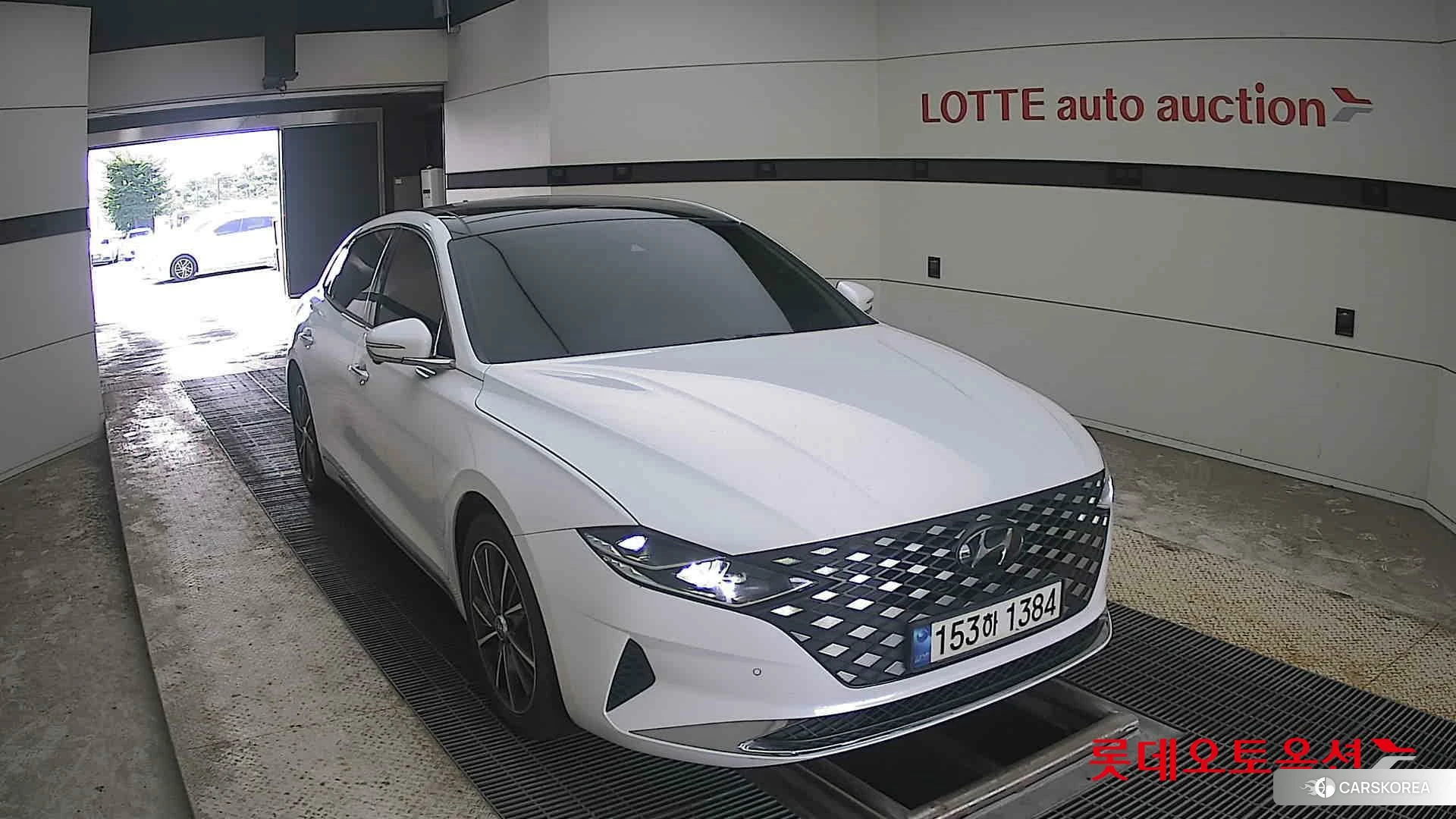Hyundai Grandeur 2022 Creamy White Pearl (optional) из Кореи, фото 6