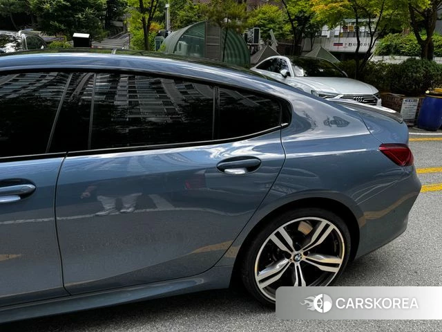 BMW 8 Series (G15) 2019 Небесно-голубой из Кореи, фото 6
