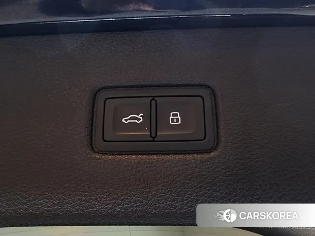 Audi Q7 (4M) 2021 Черный из Кореи, фото 6