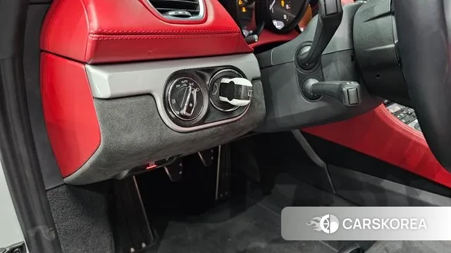 Porsche 718 Boxster 2020 Серебряный из Кореи, фото 6