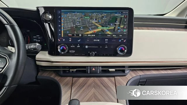 Lexus LM Second Generation 2025 Белый из Кореи, фото 6