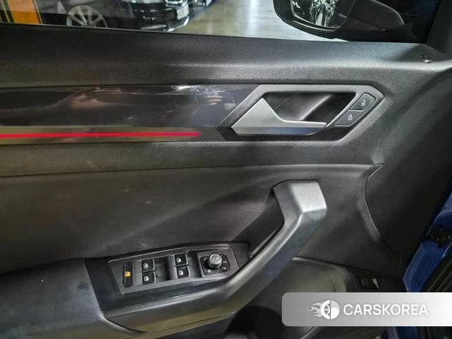 Volkswagen T-Roc 2021 Синий из Кореи, фото 6