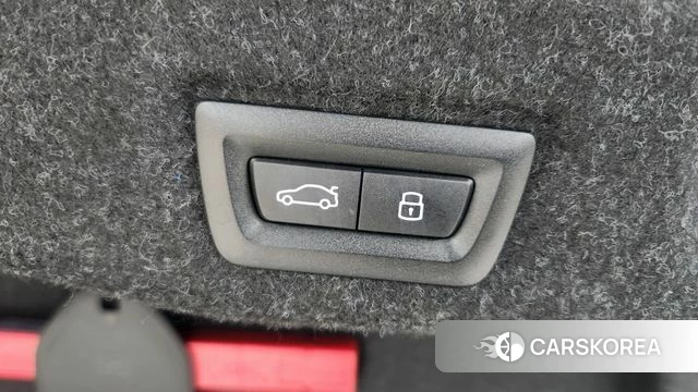 BMW 5 Series (G60) 2023 Белый из Кореи, фото 6