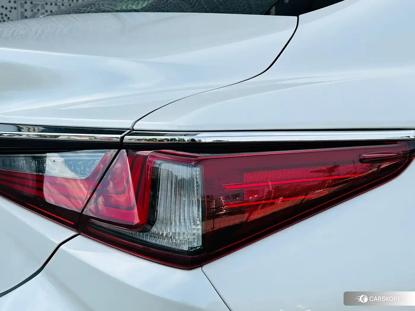 Lexus ES 2023 Белый из Китая, фото 6