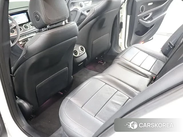 Mercedes-Benz E-Class W213 2018 Белый из Кореи, фото 6