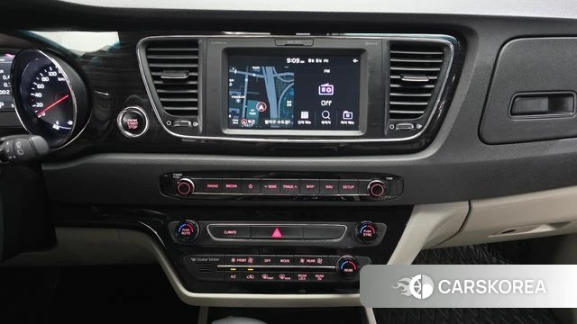 Kia The New Carnival 2018 Черный из Кореи, фото 6