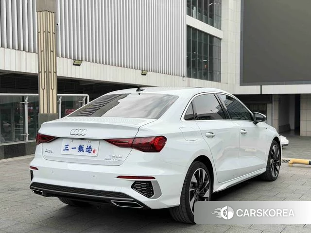Audi A3 2023 Белый из Китая, фото 6