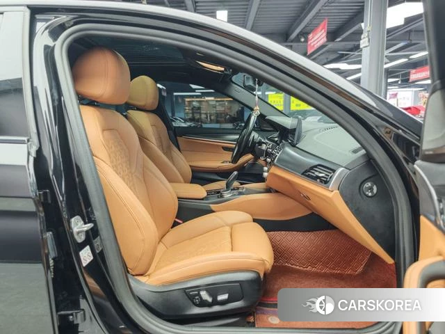 BMW 5 series (imported) 2021 Черный из Китая, фото 6