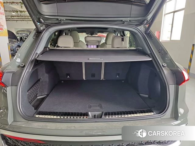 Audi Q5L 2026 Зеленый из Китая, фото 6