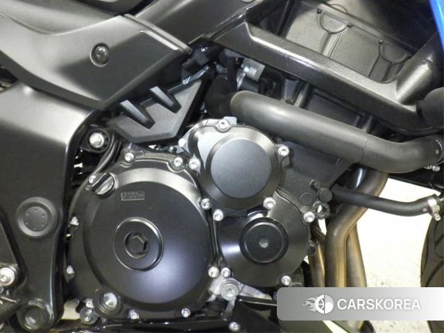 Suzuki GSX-S750 id 4183624 из Японии 6