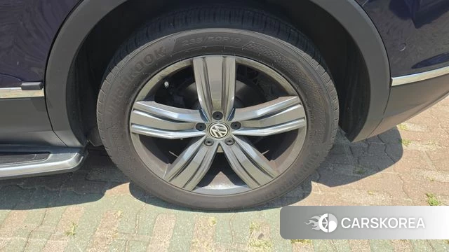 Volkswagen Tiguan second Generation 2018 Синий из Кореи, фото 6