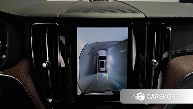 Volvo XC60 second Generation 2023 Белый из Кореи, фото 6