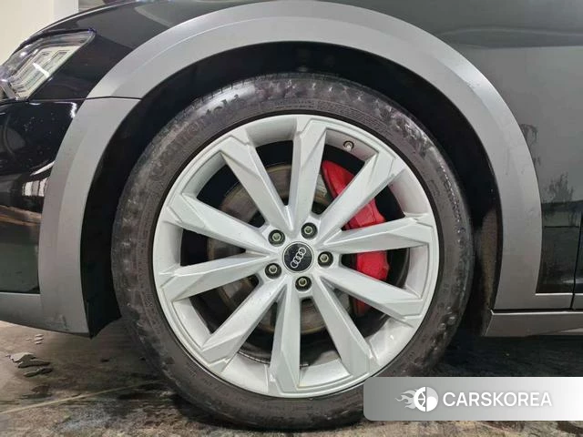 Audi A6 (import) 2023 Черный из Китая, фото 6