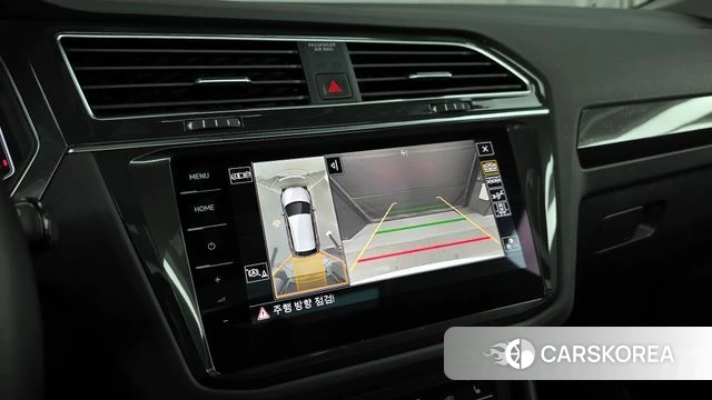 Volkswagen Tiguan second Generation 2023 Белый из Кореи, фото 6