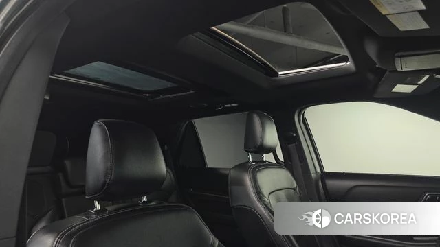 Ford Explorer 2019 Белый из Кореи, фото 6