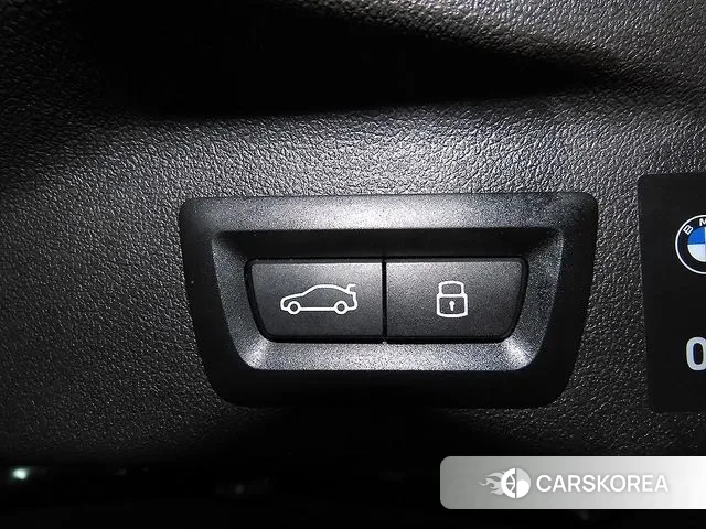 BMW X7 (G07) 2024 Черный из Кореи, фото 6