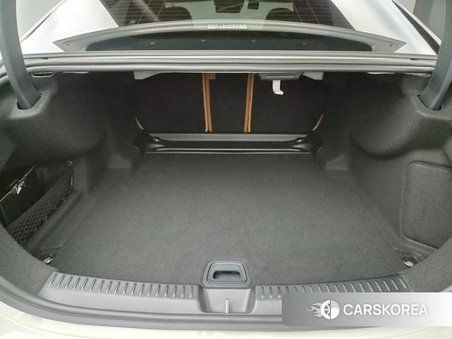 Mercedes-Benz E-Class W214 2026 Белый из Кореи, фото 6