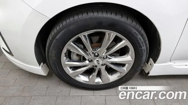 Kia The New Carnival 2018 Белый из Кореи, фото 6